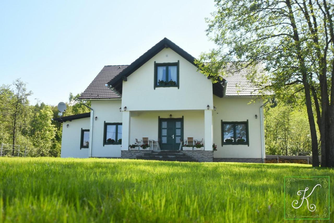 Bed and Breakfast Kadarhaz Vlahita Exteriér fotografie